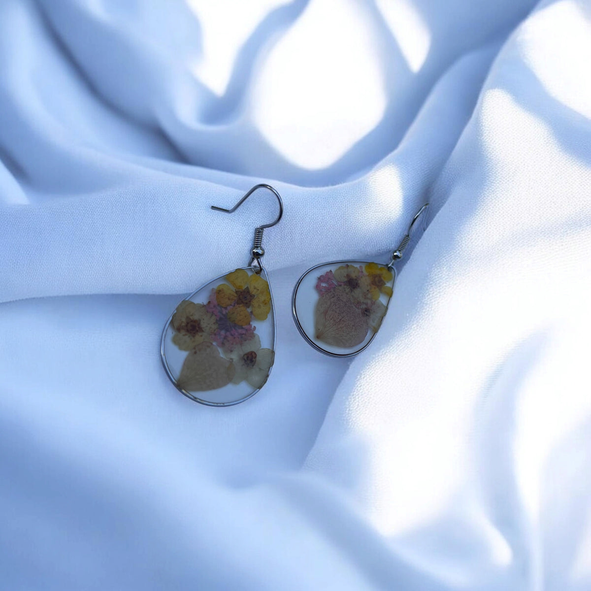 Pressed Flower Teardrop Earrings