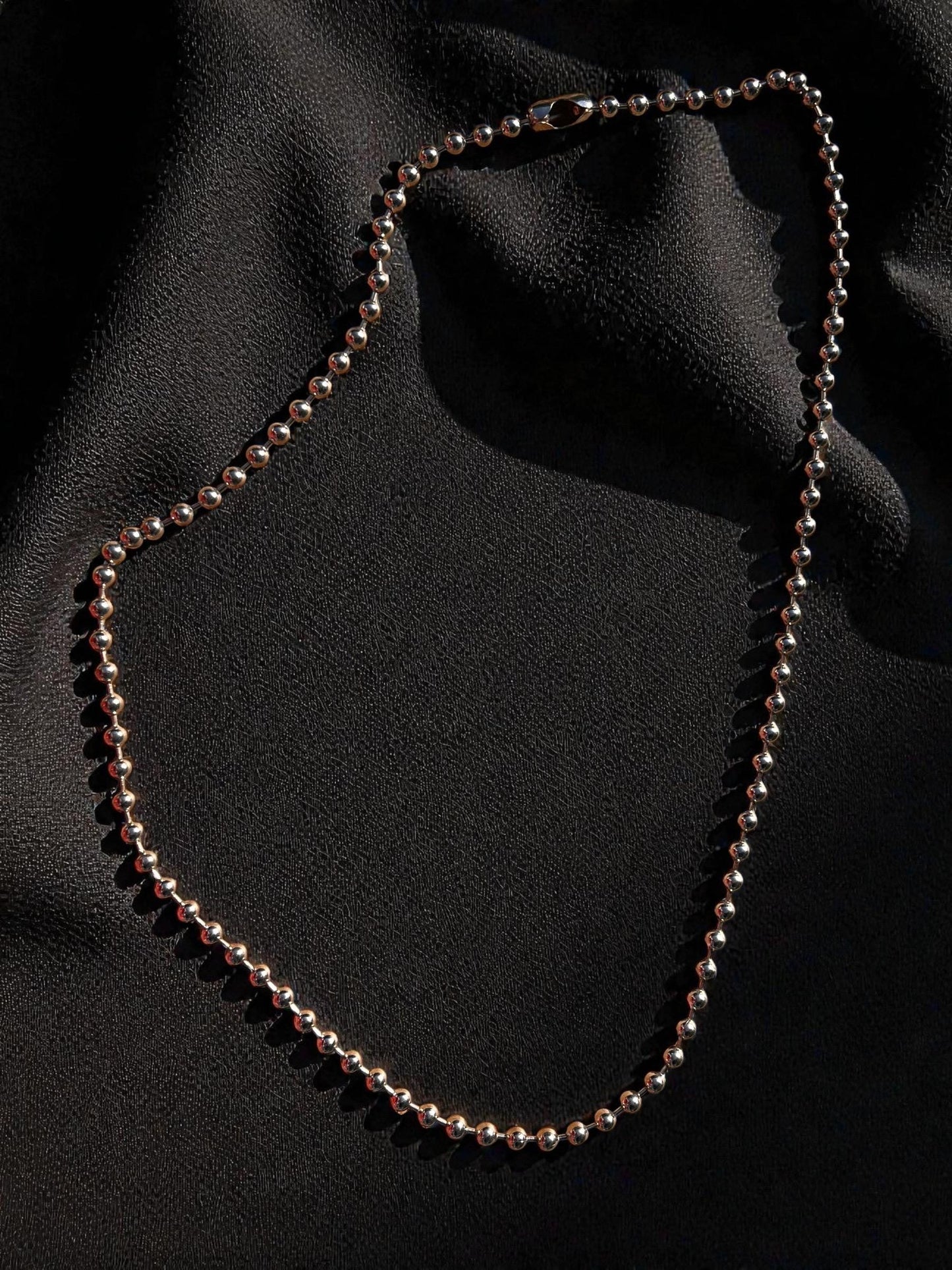 Silver Ball Chain Necklace, Minimalist Beaded Chain Necklace, Unisex Metal Ball Necklace, Layering Necklace, Simple Everyday Jewelry