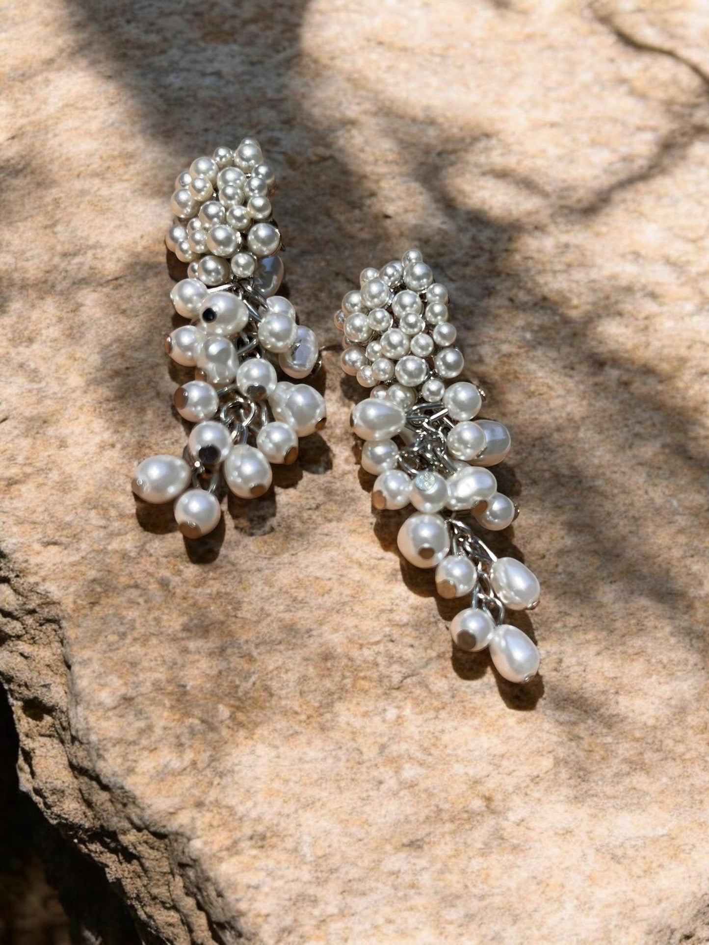 Pearl Cluster Drop Earrings, Statement Pearl Dangle Earrings, Bridal Earrings, Wedding Jewelry, Elegant Pearl Fringe Earrings