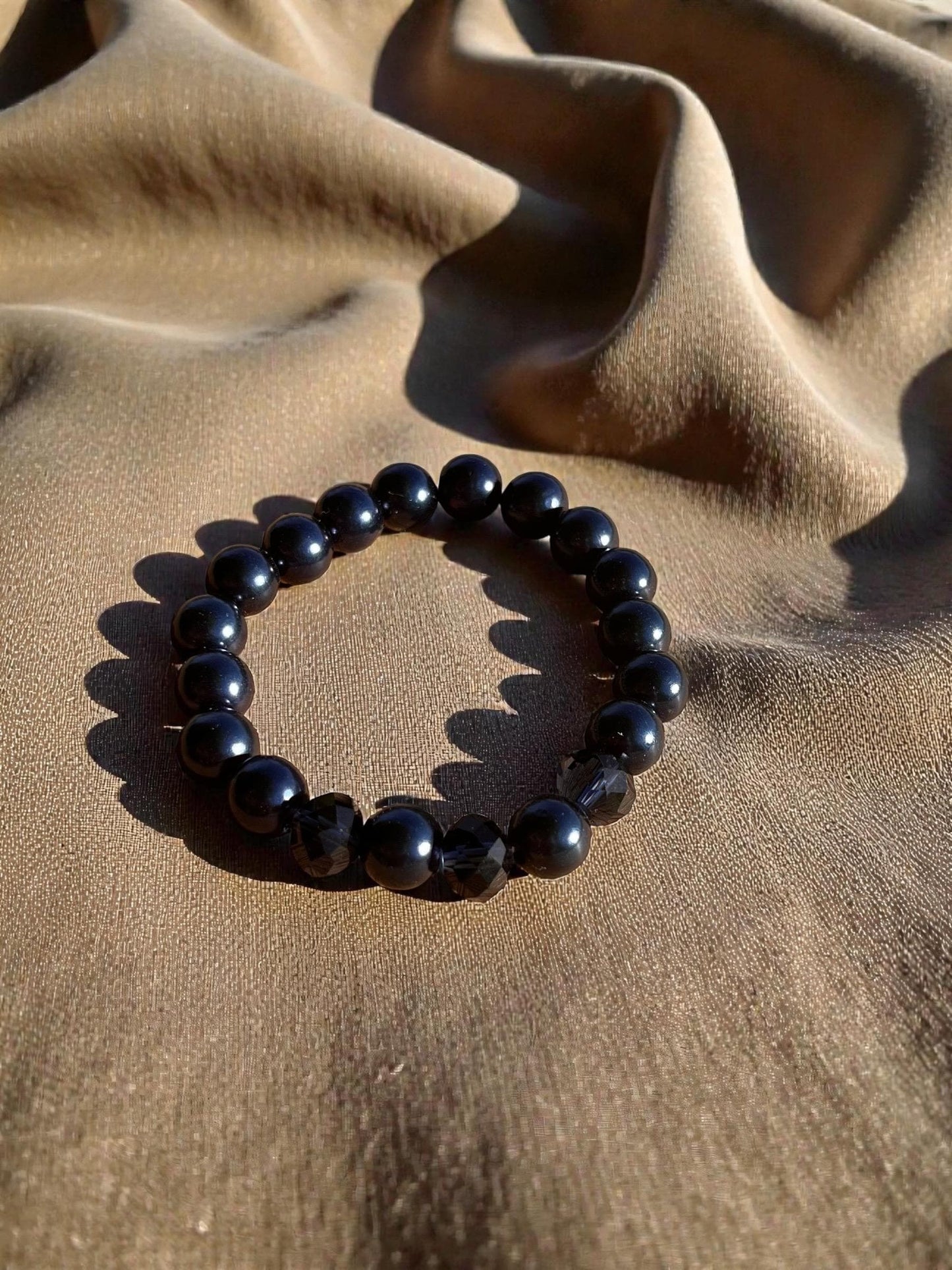 Navy Beaded Bracelet, Stretch Bracelet with Crystal Accents, Minimalist Black Jewelry, Elegant Stackable Bracelet, Everyday Bracelet, Gift