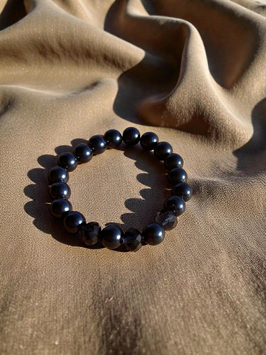 Navy Beaded Bracelet, Stretch Bracelet with Crystal Accents, Minimalist Black Jewelry, Elegant Stackable Bracelet, Everyday Bracelet, Gift