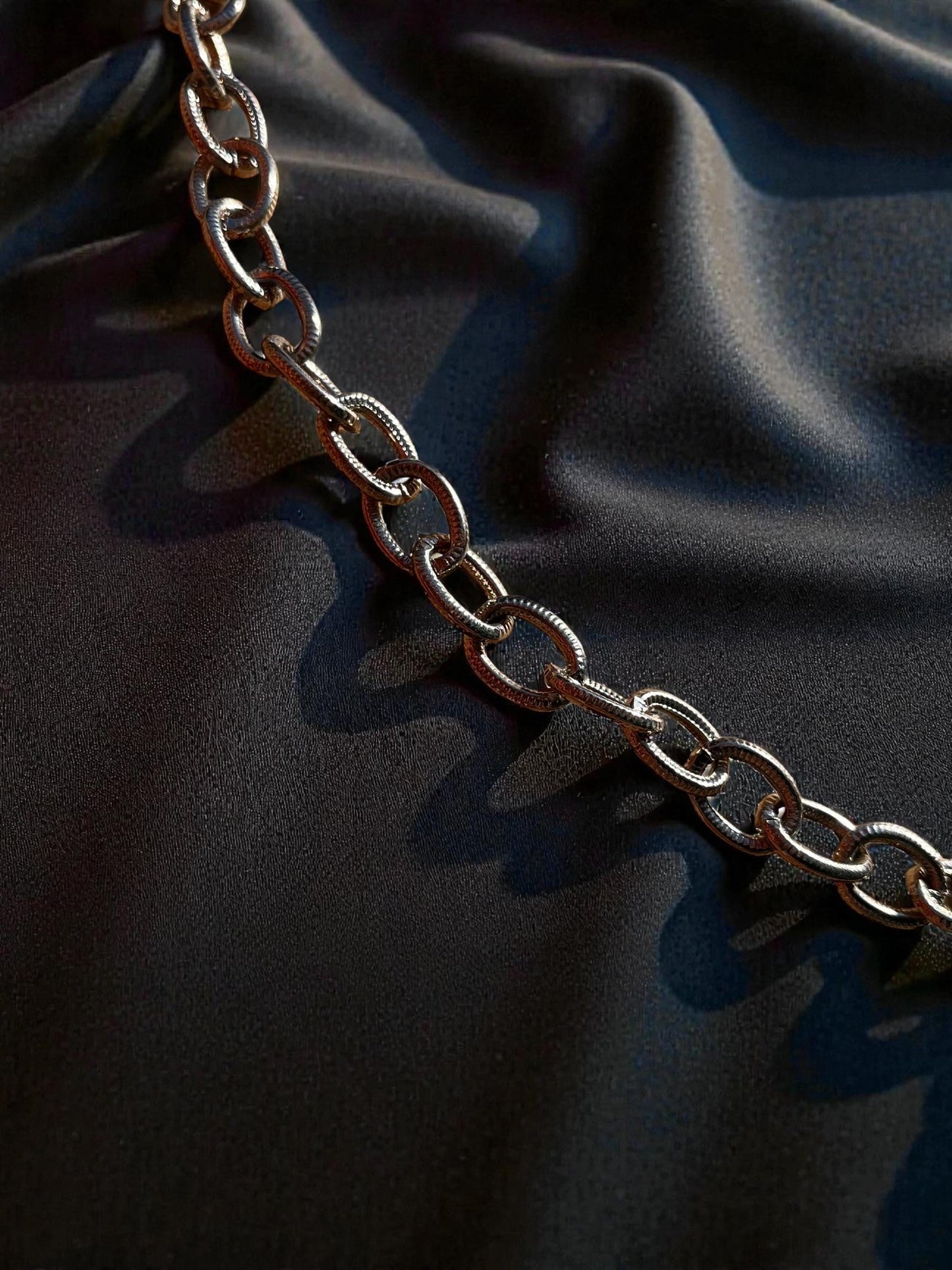 Silver Link Chain Necklace | Chunky Minimalist Chain Necklace | Modern Layering Jewelry | Unisex Statement Necklace | Everyday Silver