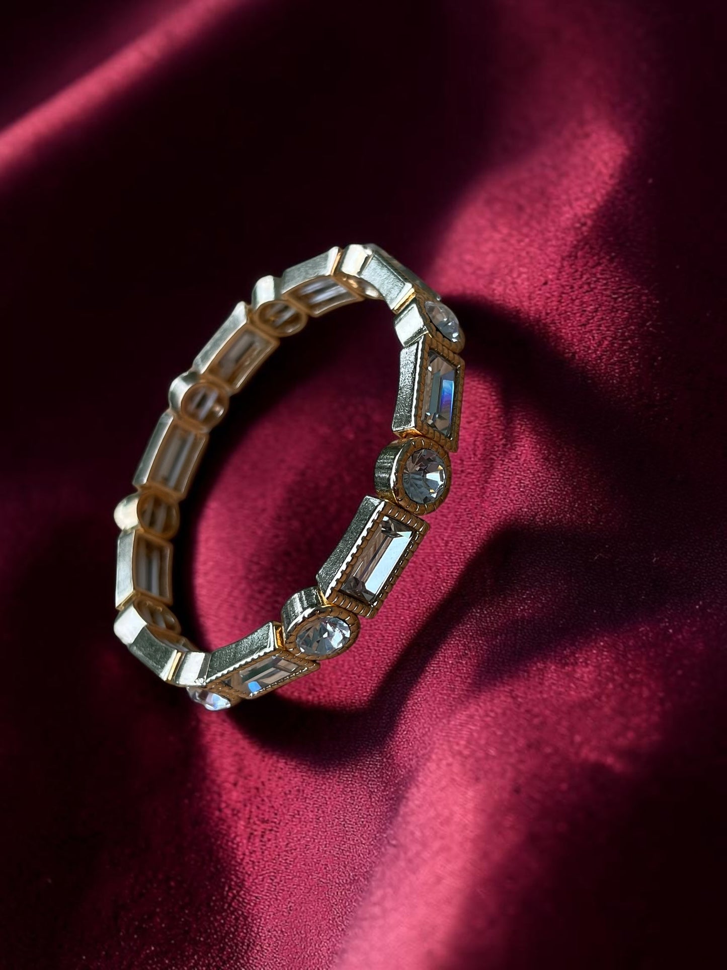 Vintage Glam Crystal Stretch Bracelet