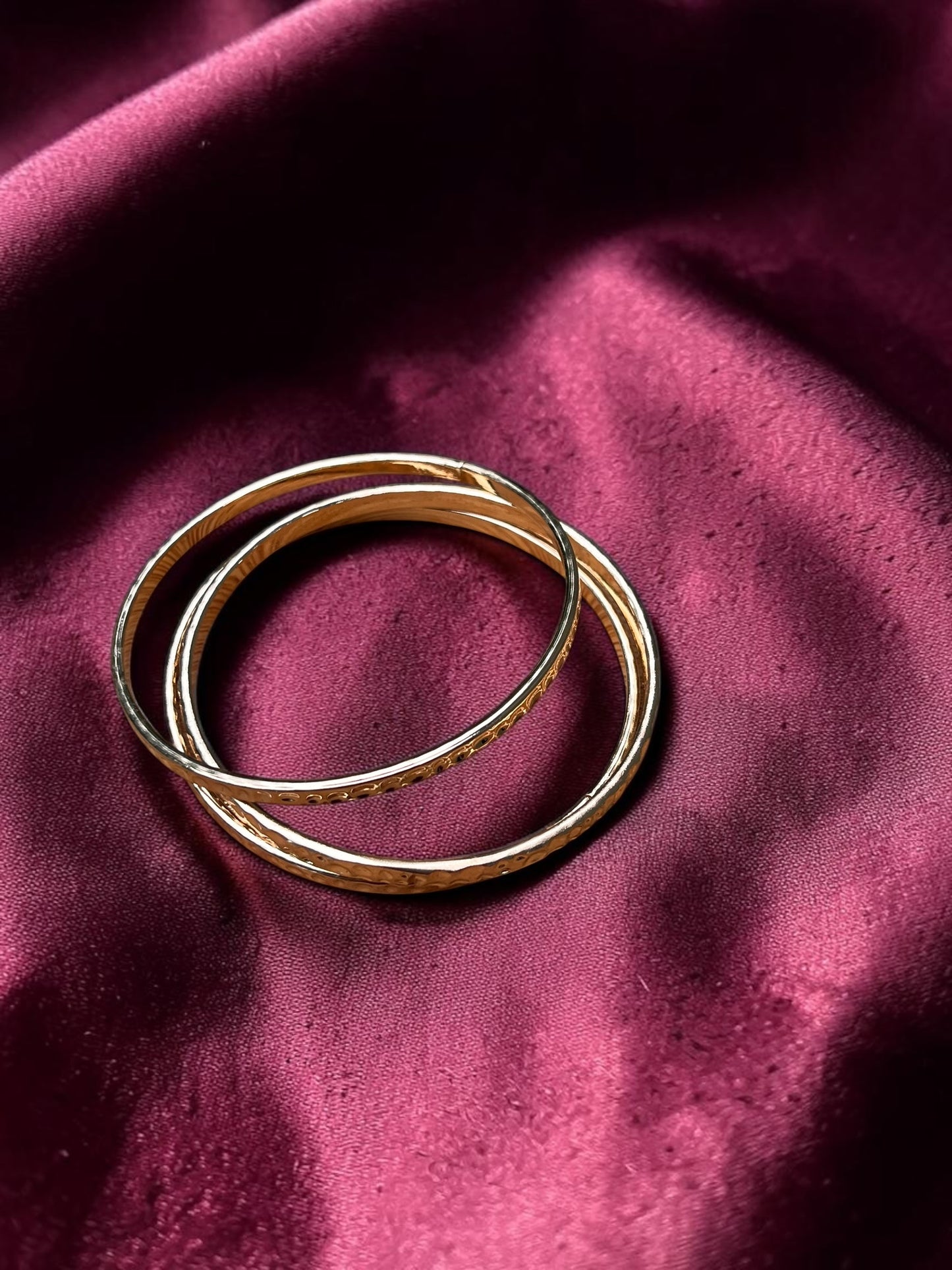 Hammered Gold Bangle Bracelet Set