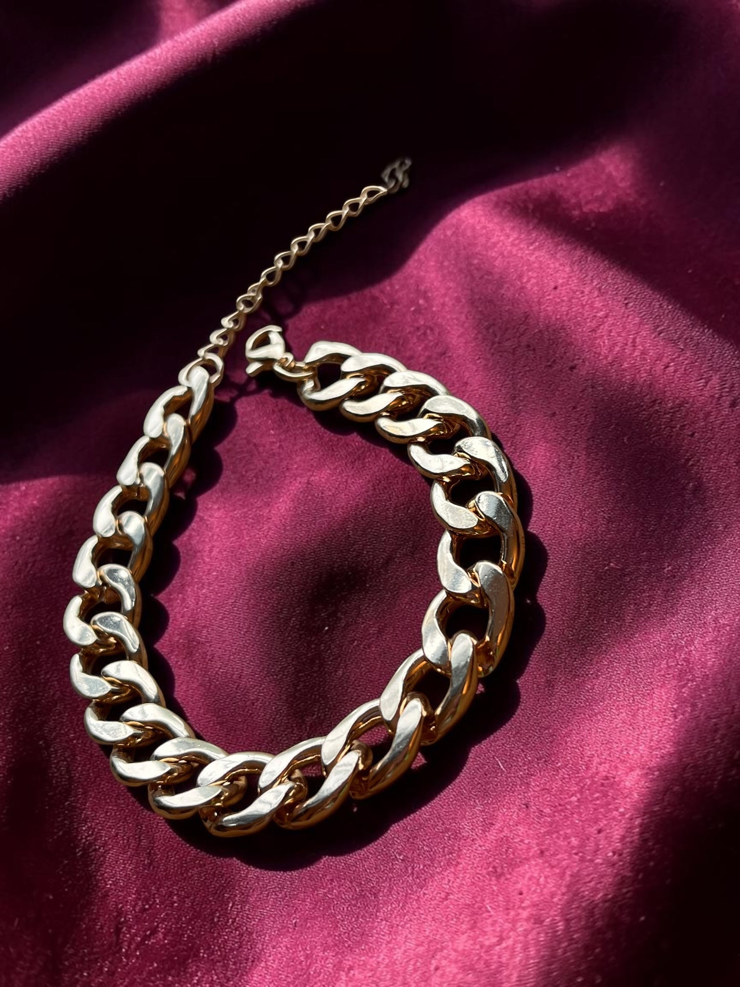 Luxe Gold Curb Chain Bracelet