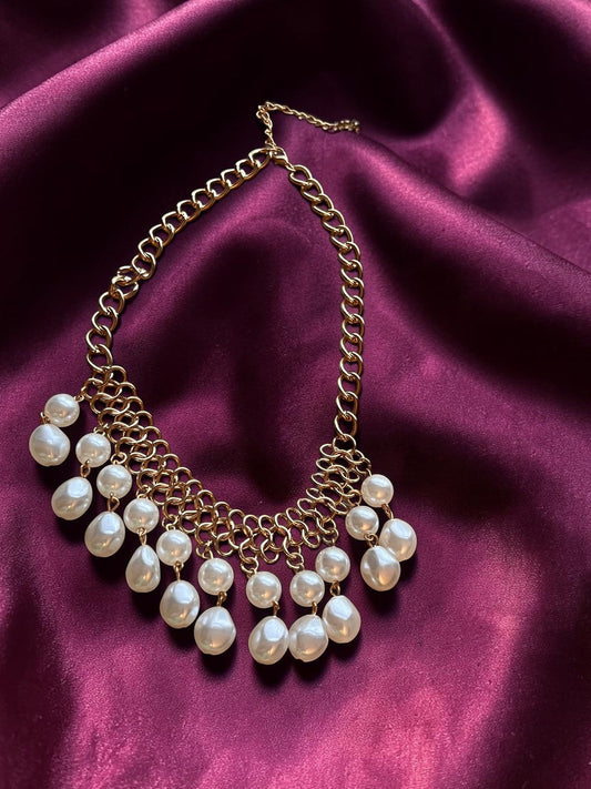 Gold Pearl Necklace