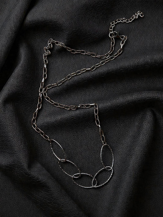 Minimalist Silver Link Necklace | Modern Oval Chain Necklace | Everyday Statement Jewelry | Contemporary Layering Necklace