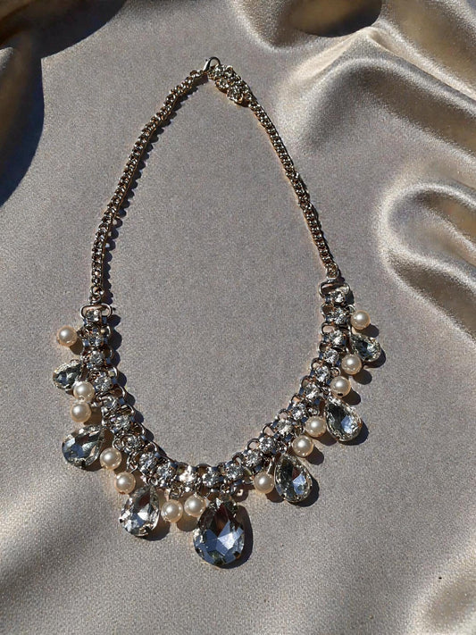 Crystal Statement Necklace with Pearls, Glam Rhinestone Necklace, Bridal Statement Jewelry, Wedding Guest Necklace, Elegant Silver Crystal